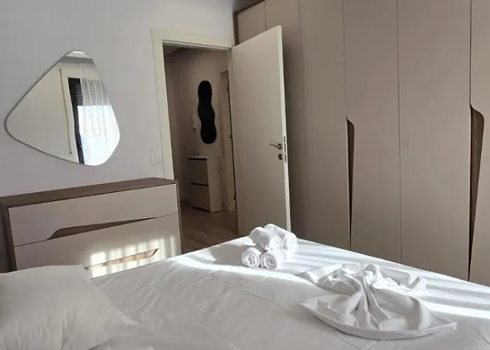 דירה Tirent Apartments-one Bedroom Porcelan טיראנה