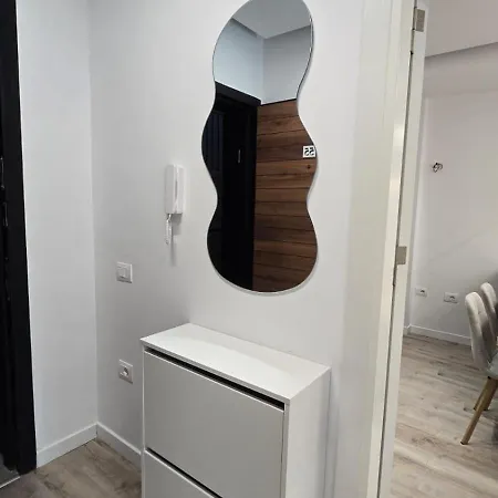 Tirent Apartments-one Bedroom Porcelan Daire *