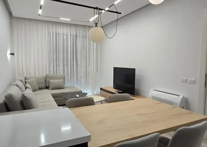 Tirent Apartments-one Bedroom Porcelan * 地拉那