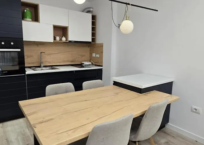 公寓 Tirent Apartments-one Bedroom Porcelan 地拉那